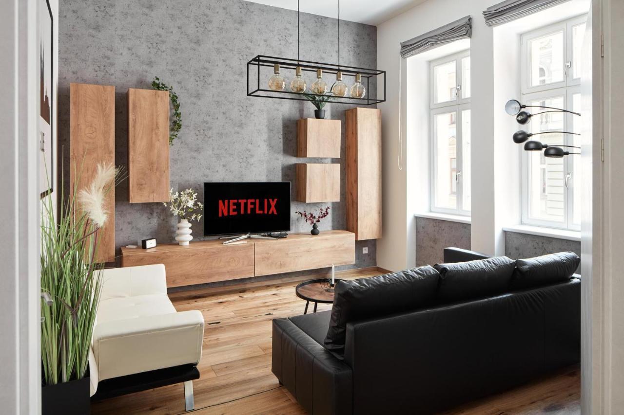 Prague Days - Stylish Apartment - Workspace المظهر الخارجي الصورة